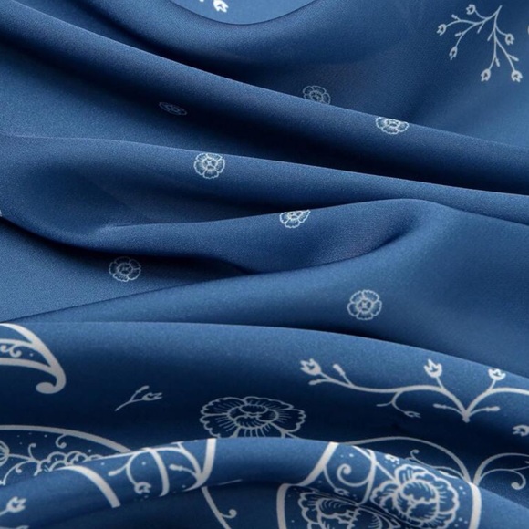 NEW! Blue Floral Faux Silk Hair Scarf/Headscarf/Bandana - Picture 2 of 5
